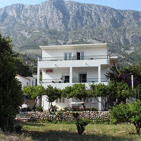 Apartments By The Sea Drvenik Donja Vala, Makarska - 6701 Exterior foto