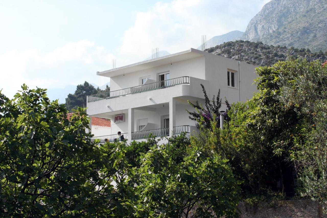 Apartments By The Sea Drvenik Donja Vala, Makarska - 6701 Exterior foto