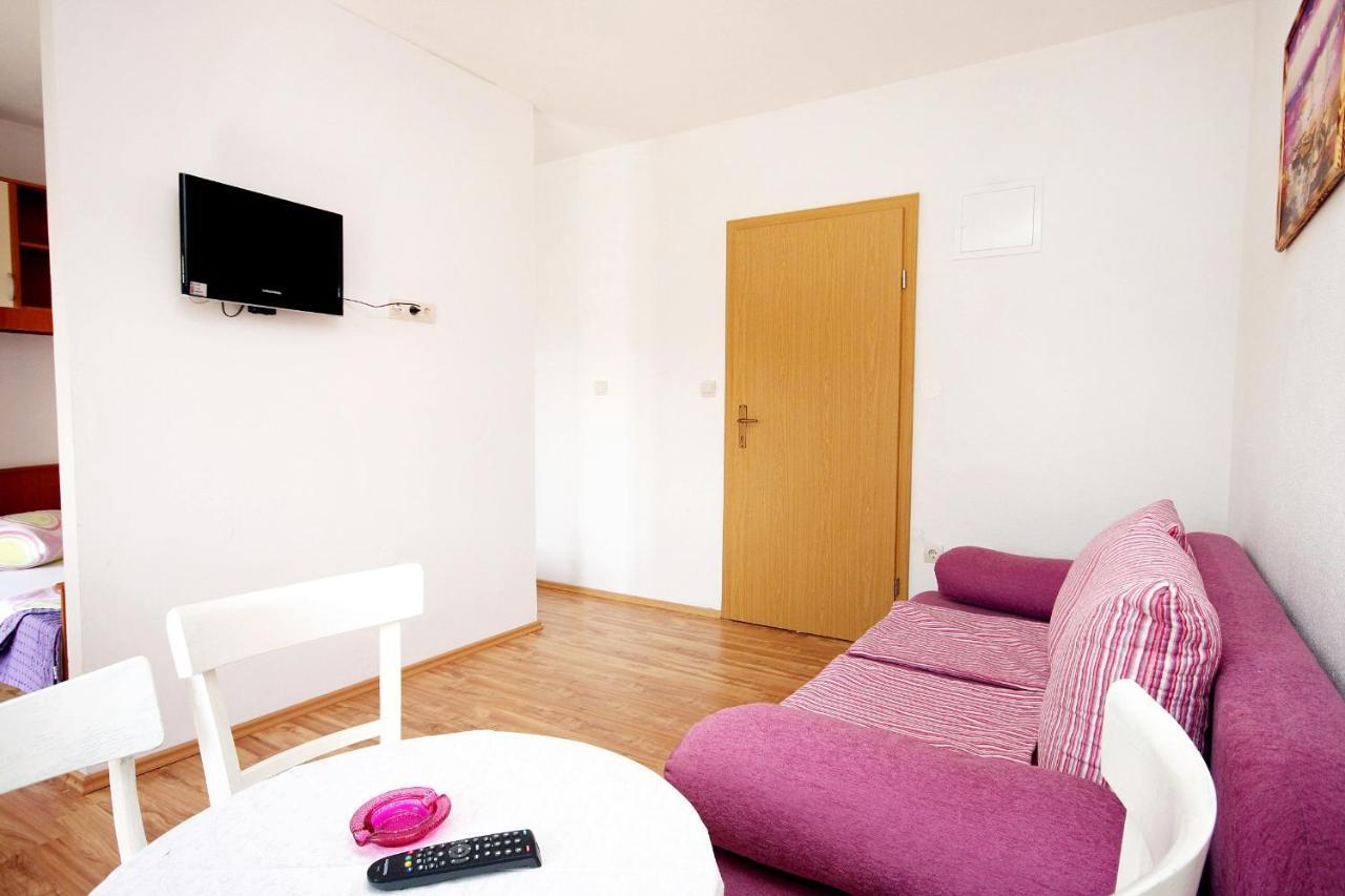 Apartments By The Sea Drvenik Donja Vala, Makarska - 6701 Exterior foto
