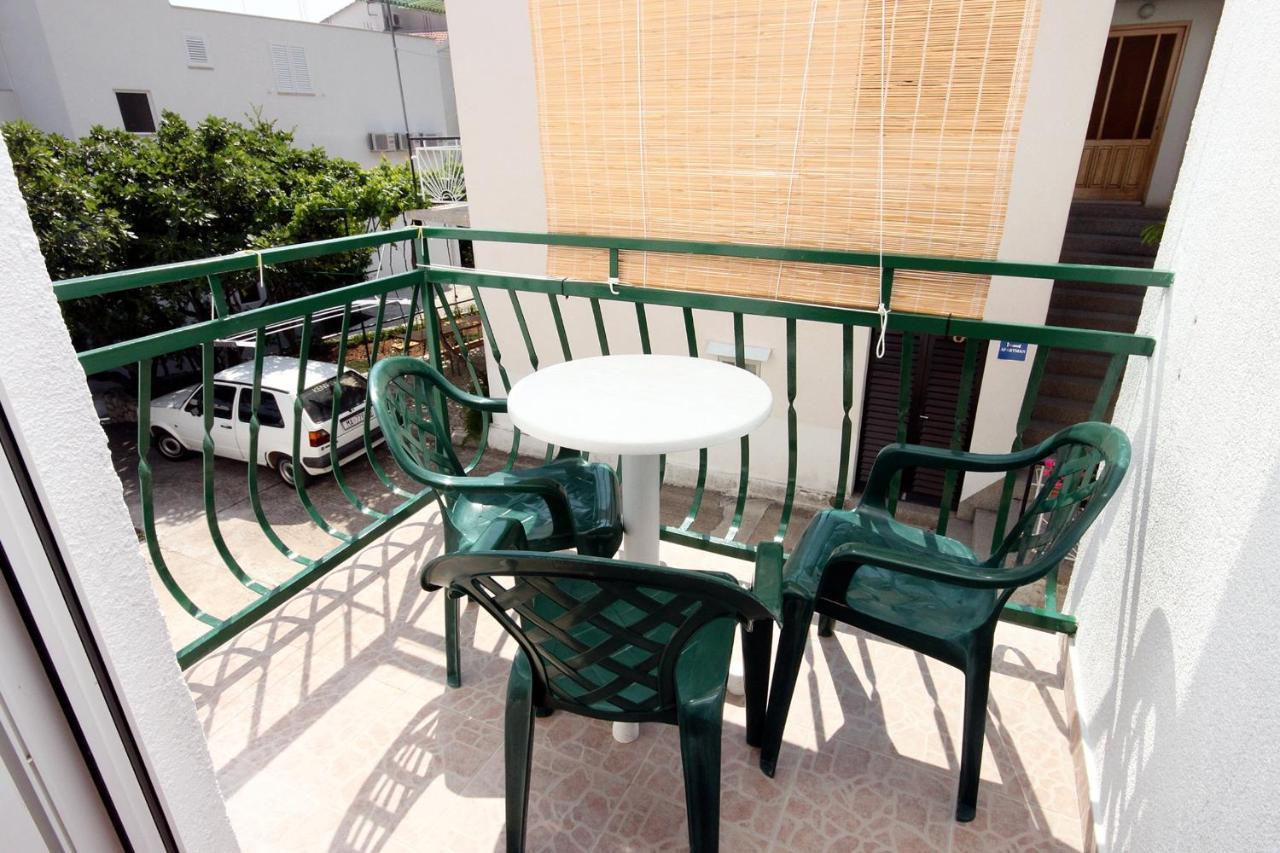 Apartments By The Sea Drvenik Donja Vala, Makarska - 6701 Exterior foto