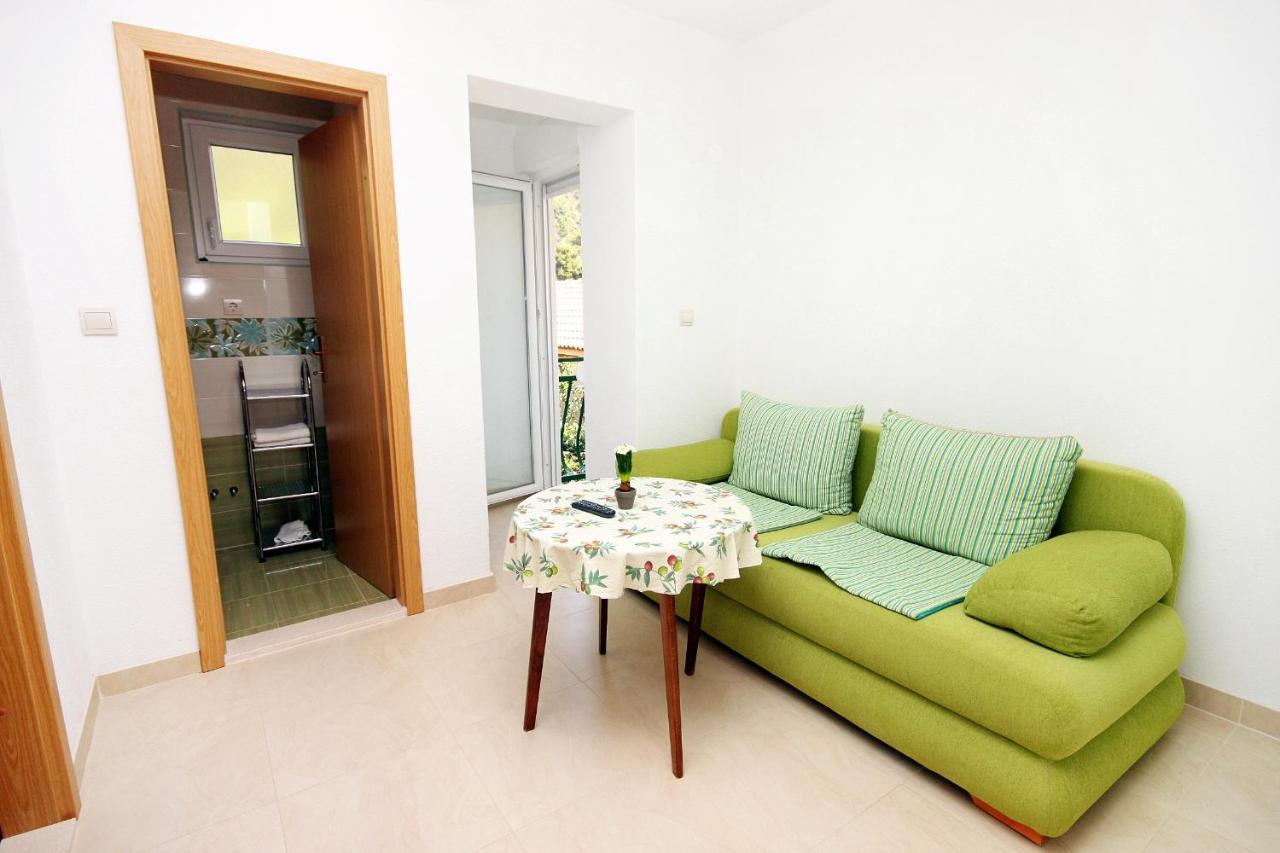 Apartments By The Sea Drvenik Donja Vala, Makarska - 6701 Exterior foto